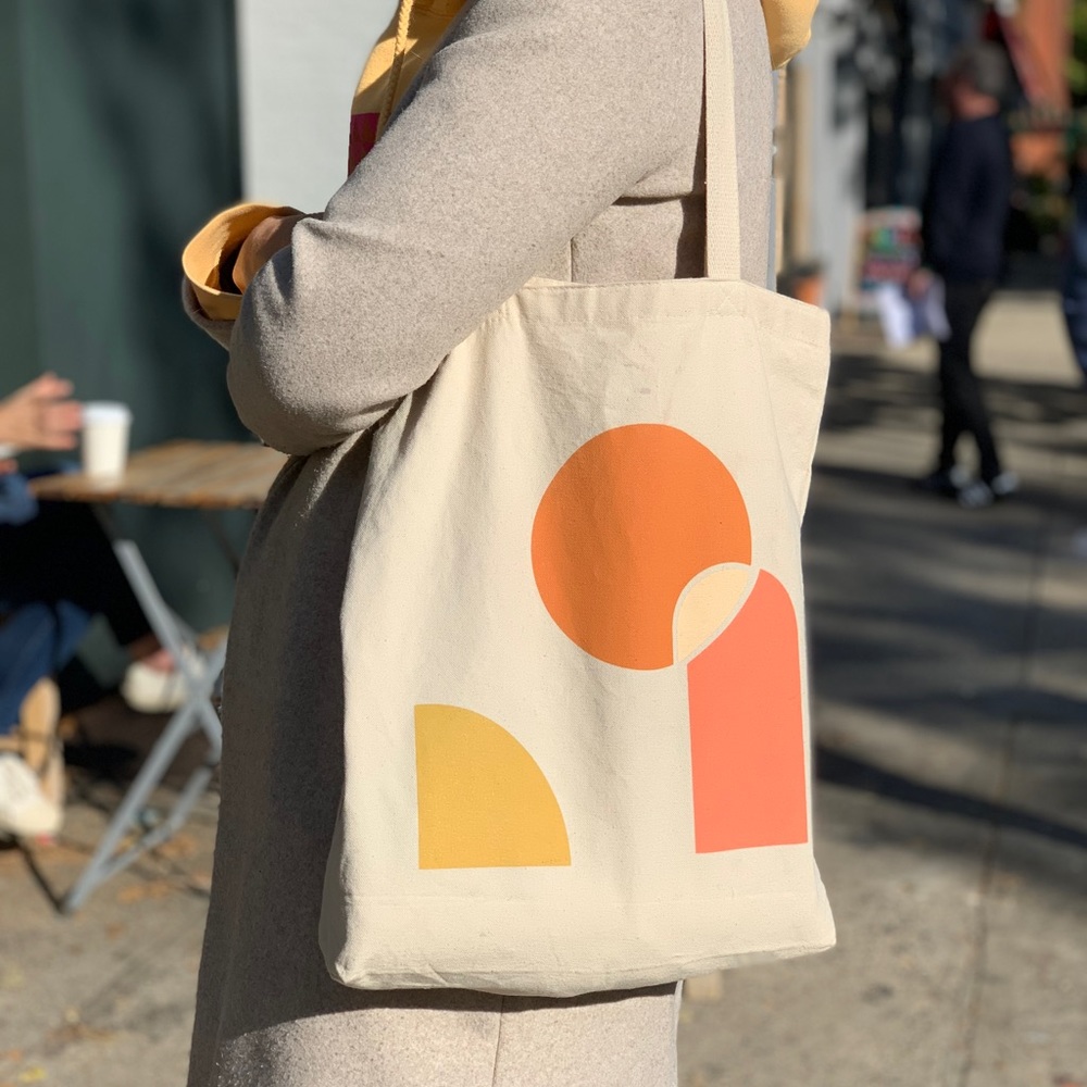 EE x pPOETt tote